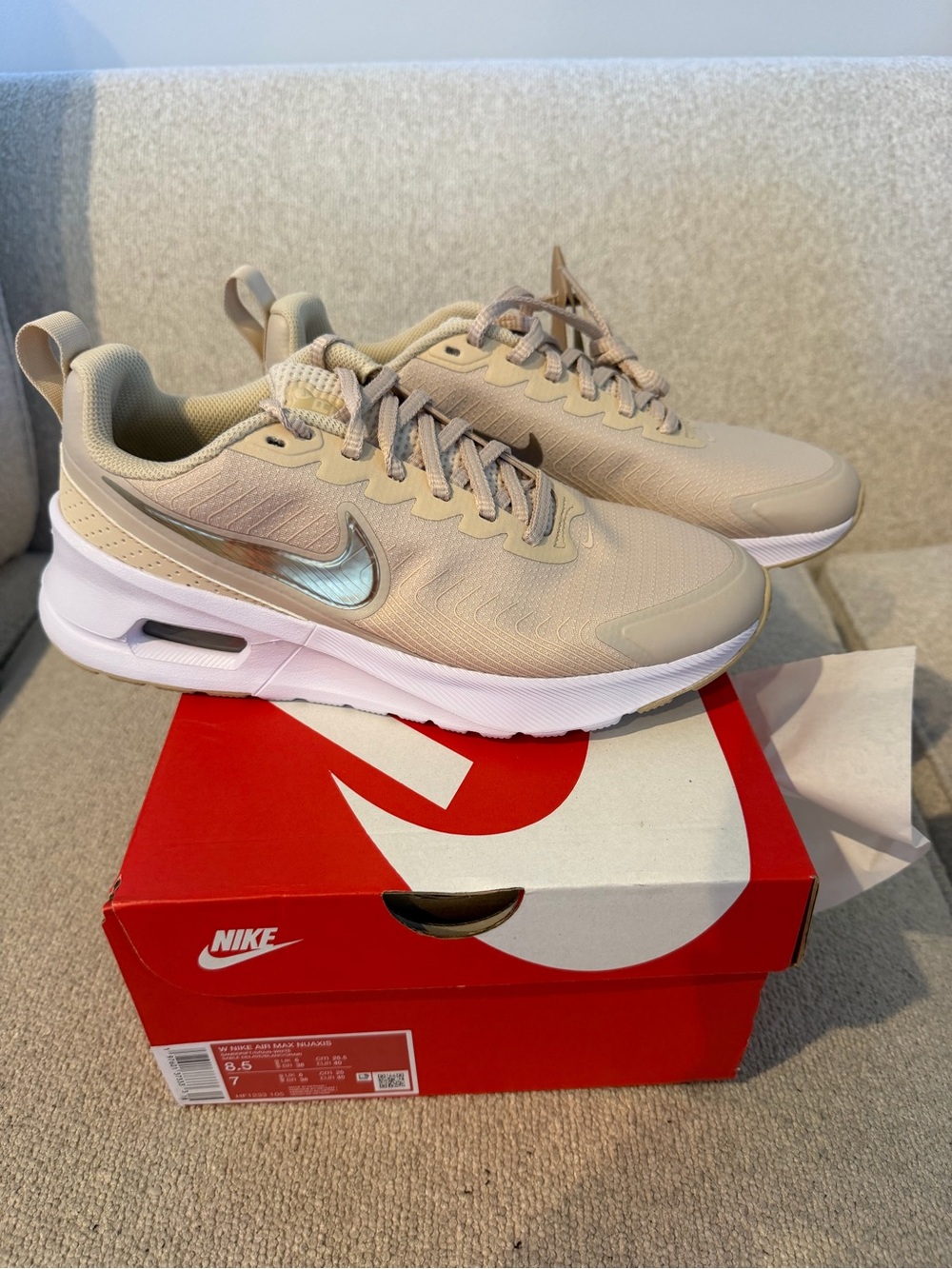 Nike Air Max Nuaxis Women’s 8.5 Sanddrift Grain White Sneakers HF1233-105